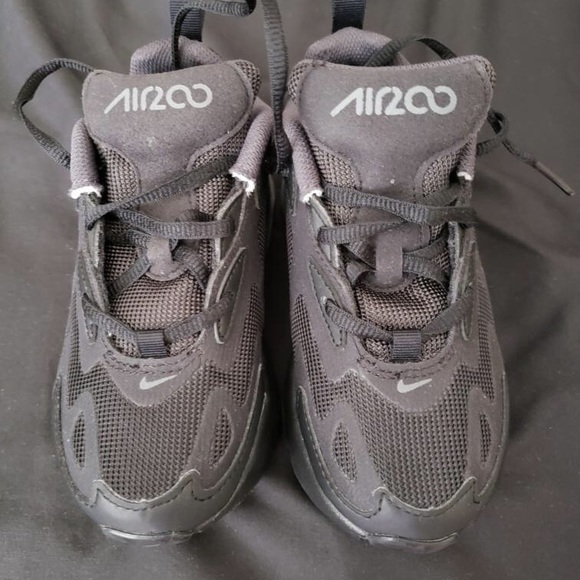 kids all black nike 270